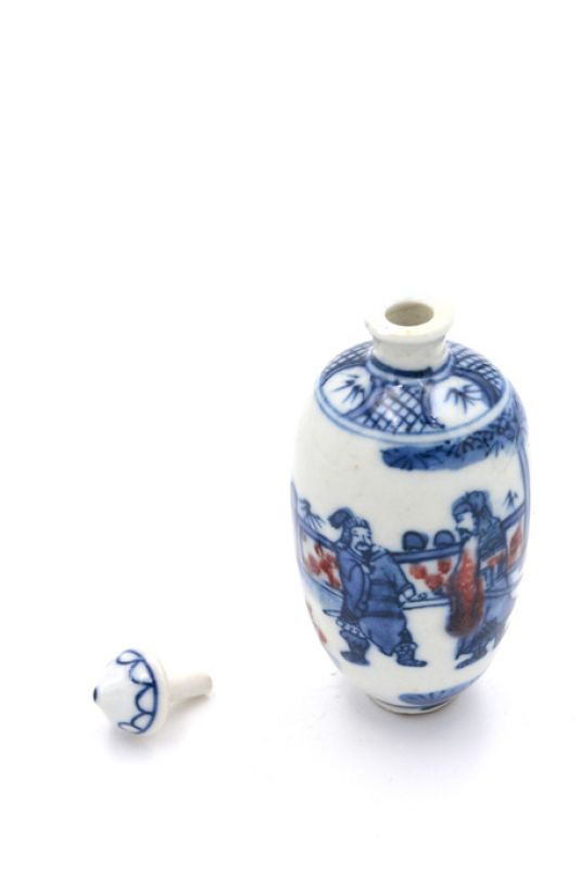 Chinesische Porzellan Schnupftabakflasche - Das Militär 4