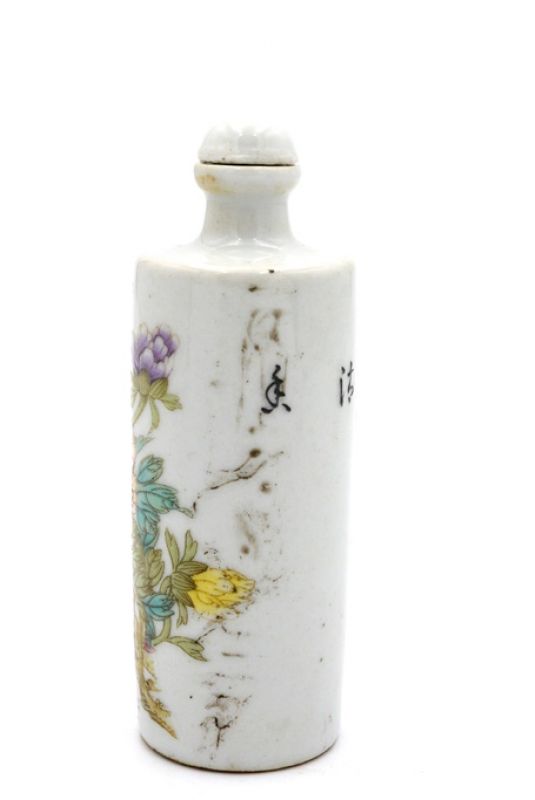Chinesische Porzellan Schnupftabakflasche - Die Pfingstrose 2