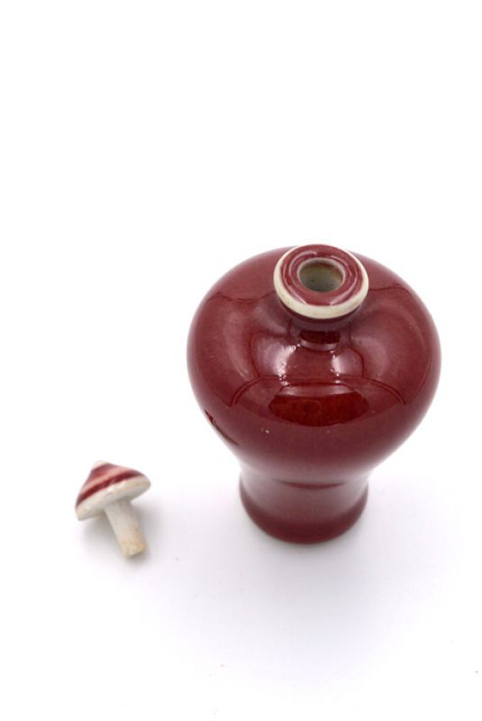 Chinesische Porzellan Schnupftabakflasche - Dunkelrot 4 2