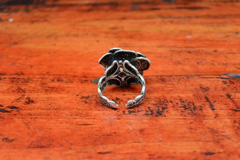 Chinesische Ring der Miao Blume 3