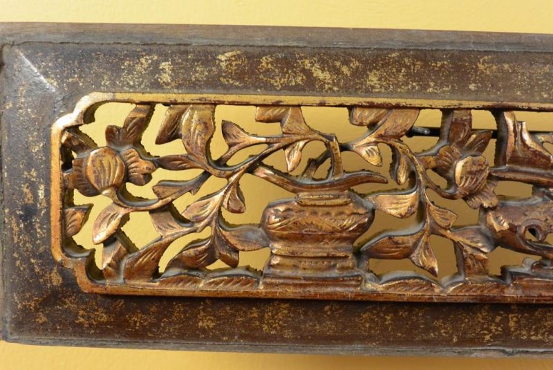 Chinesische Schnitzereien Qing-Dynastie Bordeauxrot und Gold 2 2