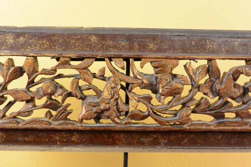 Chinesische Schnitzereien Qing-Dynastie Bordeauxrot und Gold 3 3