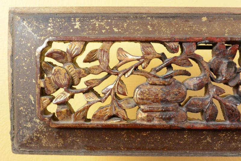 Chinesische Schnitzereien Qing-Dynastie Bordeauxrot und Gold 5 2