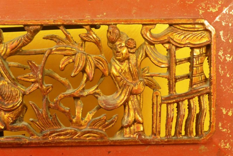 Chinesische Schnitzereien Qing-Dynastie Rot und Gold 3 4
