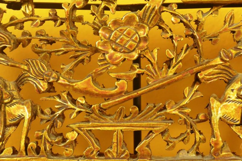 Chinesische Schnitzereien Qing-Dynastie Rot und Gold 5 4