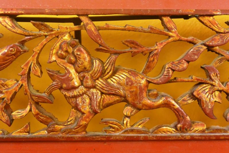 Chinesische Schnitzereien Qing-Dynastie Rot und Gold 9 4
