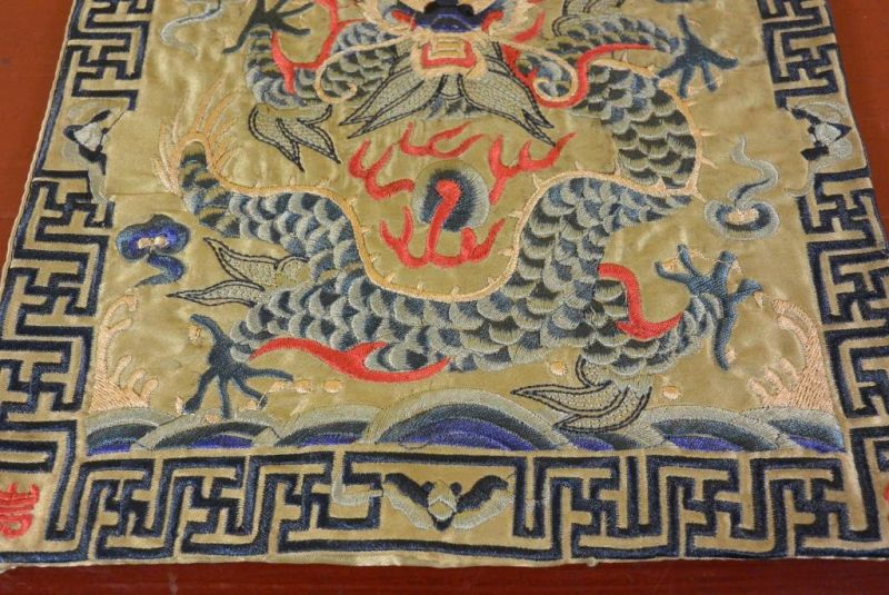 Chinesische Stickerei - Quadratischer Vorfahre - Emblem - Bleu - Dragon 3
