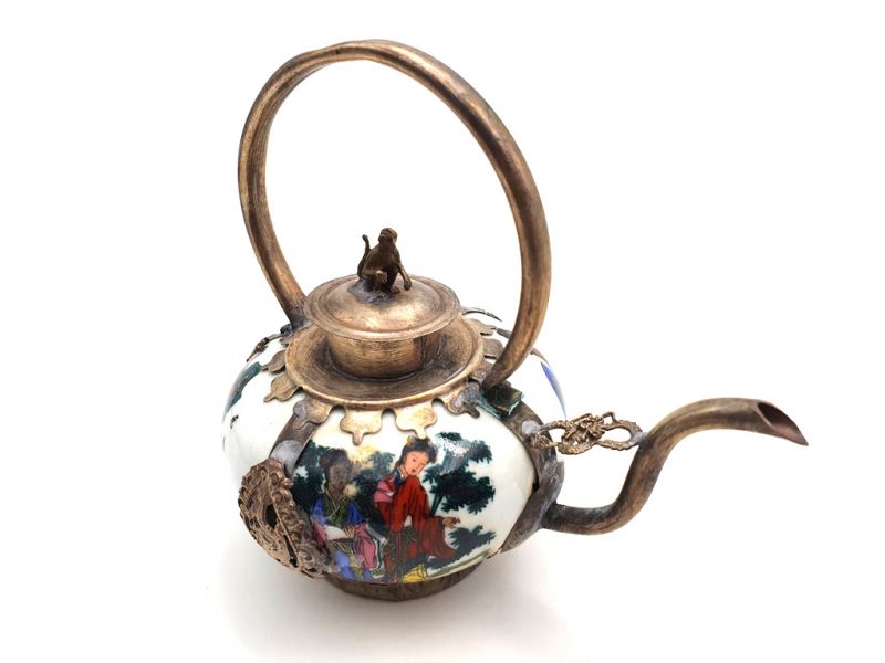 Chinesische Teekanne aus Porzellan Chinesische Malerei 3