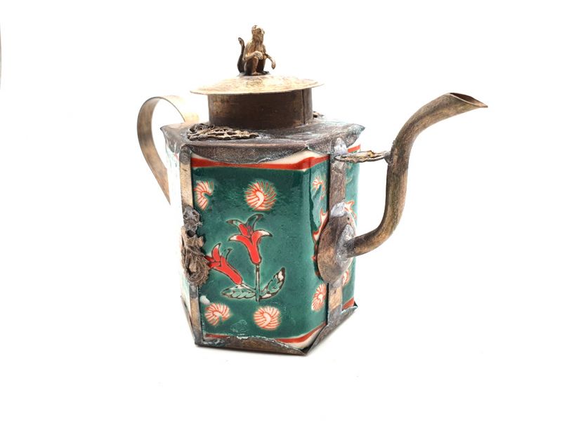 Chinesische Teekanne aus Porzellan Grün 3