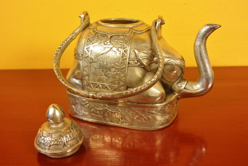 Chinesische Teekanne Elefant 3