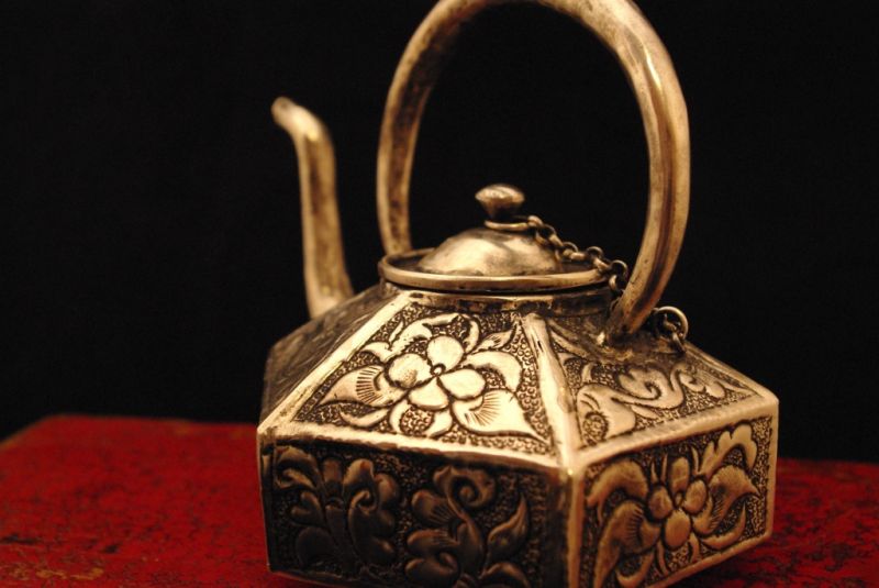 Chinesische Teekanne Kupfer und Silber 2