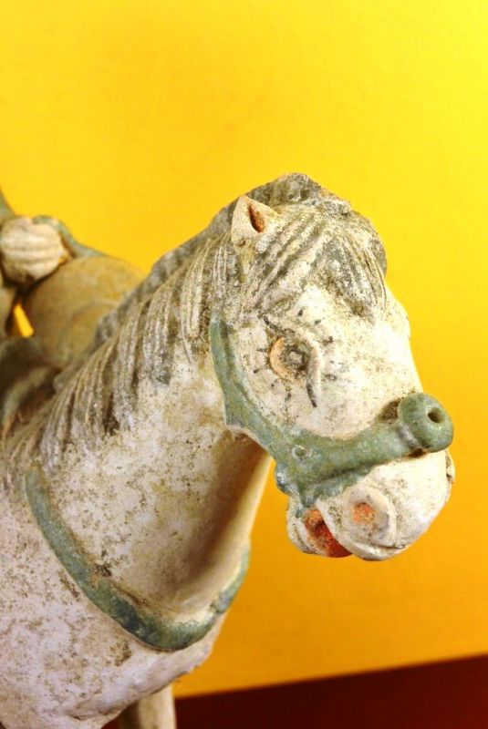 Chinesische Terrakotta-Statue Tang Kavalier 3