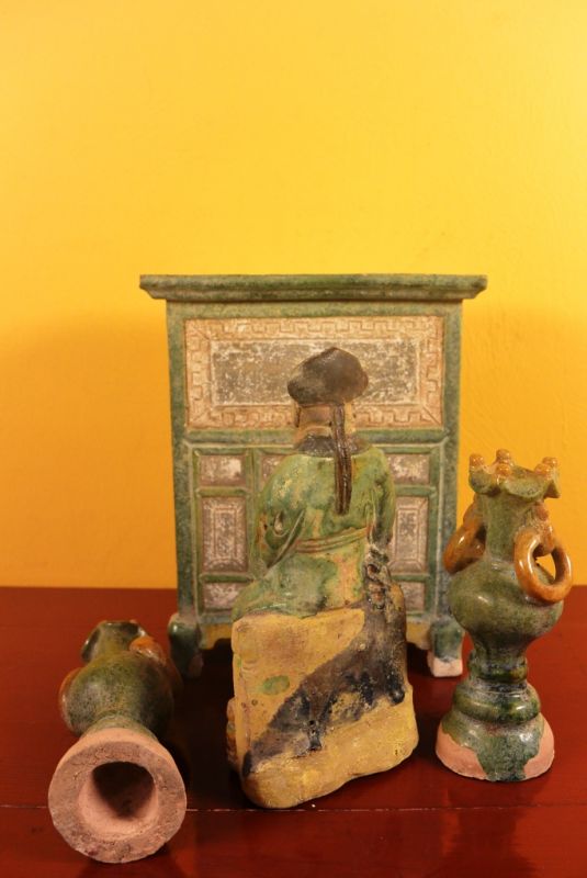 Chinesische Terrakotta-Statuen Mandarin Möbel 4