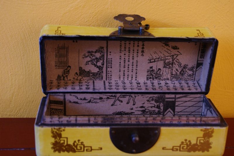 Chinesische Weisser Holzschatullen Drache und Phoenix 4