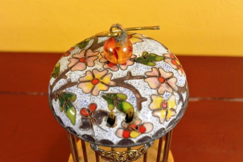 Chinesischer Grillenkäfig aus Cloisonné Blanco y Azul 3