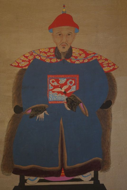 Chinesischer Würdenträger auf Papier Blau und Rot 2