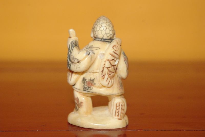 Chinesisches Netsuke aus Knochen 4
