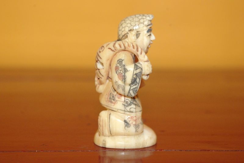 Chinesisches Netsuke aus Knochen 5