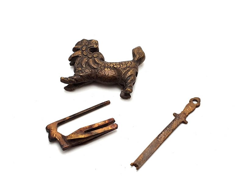 Chinesisches Vorhängeschloss Wächterlöwe 4