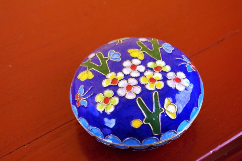 Cloisonne-Dose Blumen 2