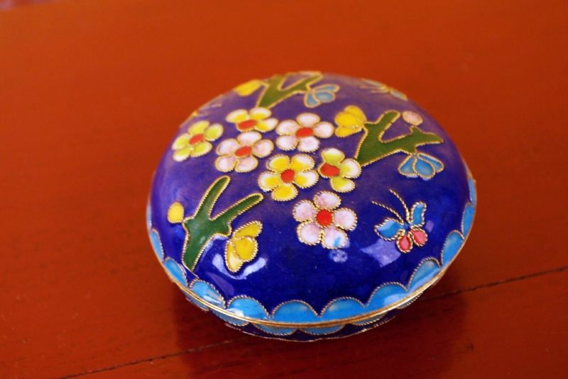 Cloisonne-Dose Blumen 4