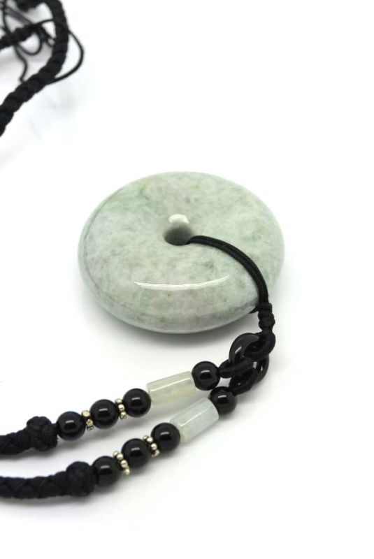 Colgante de Bi Jade Blanco 3