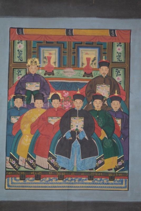 Dignitaries family from China 8 people Qing Dynasty 1