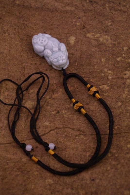Dog of Fo Jade pendant 5
