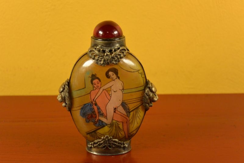 Erotica Chinese Glass Snuff Bottle Kamasutra 2 1