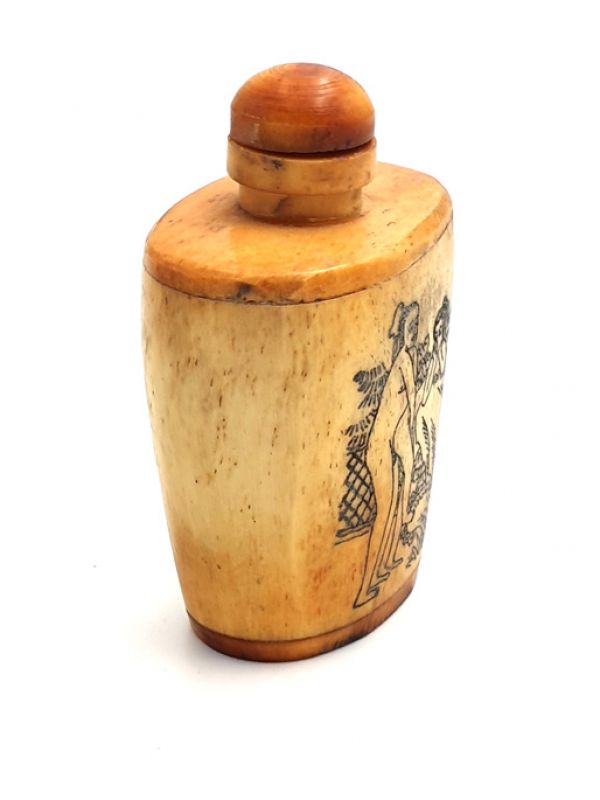 Erotische Schnupftabakflasche aus Knochen - Kamasutra 3 3