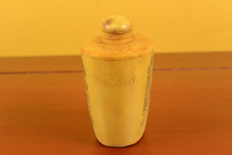Erotische Schnupftabakflasche aus Knochen - Kamasutra 5 2