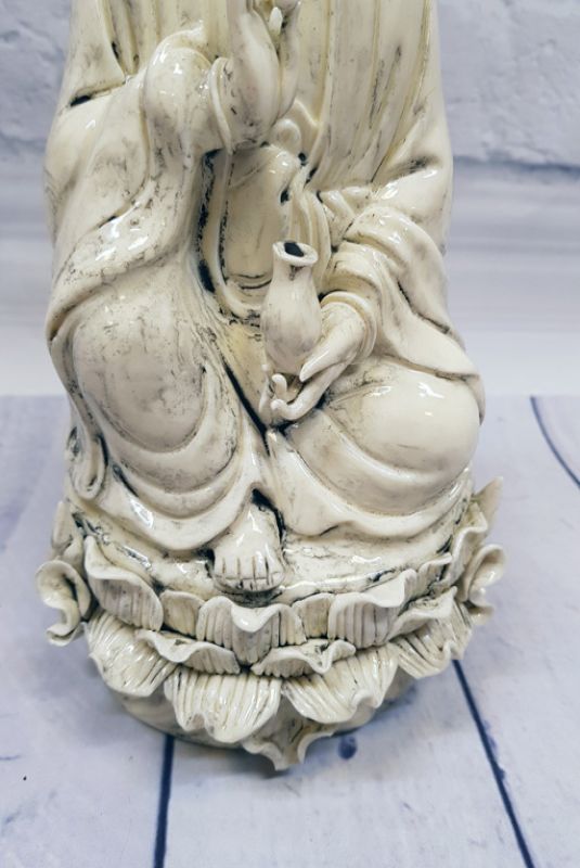 Estatua China Blanca - Porcelana Dehua - GuanYin 3
