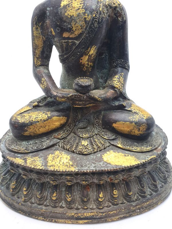 Estatua de bronce La meditación de Buda 3