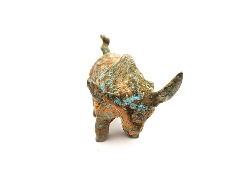 Estatua de bronce Pequeño búfalo 4