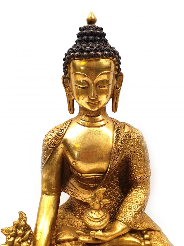 Estatua de bronce que representa a un Buda en posición de meditación 2