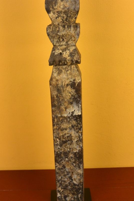 Estatua de Indonesia Papú 3