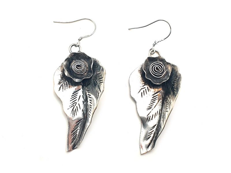 Click thumbnail to enlarge and hover over the picture to zoom Ethnic Earrings Flower 1