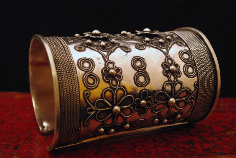 Ethnische Armbänder der Miao Minderheit 4