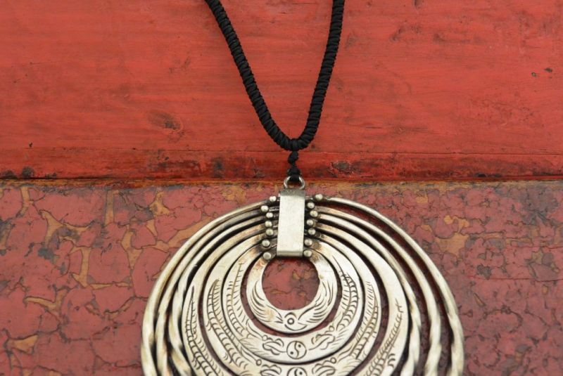 Ethnische Halskette 7 Spiralen Ying und Yang 2