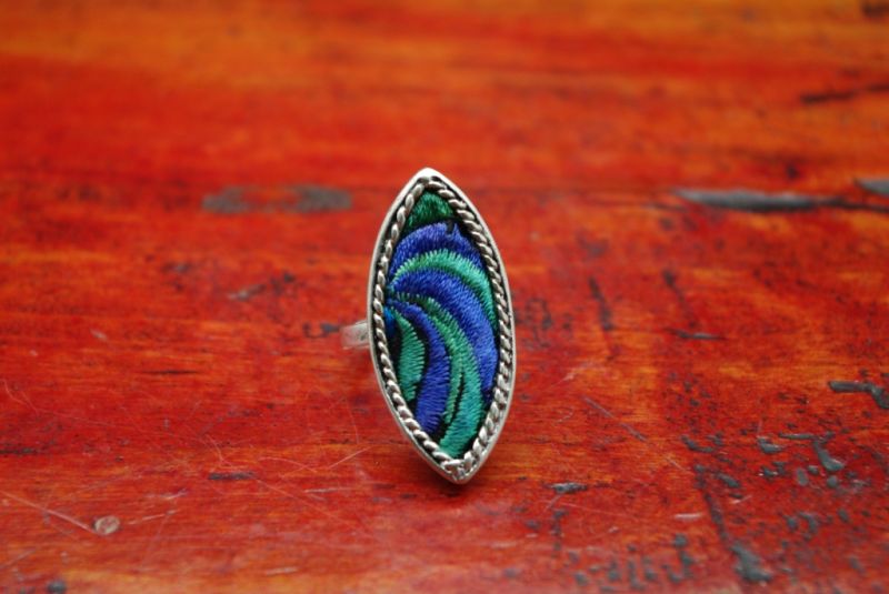 Ethnische Stickerei Ring Oval Blau 2
