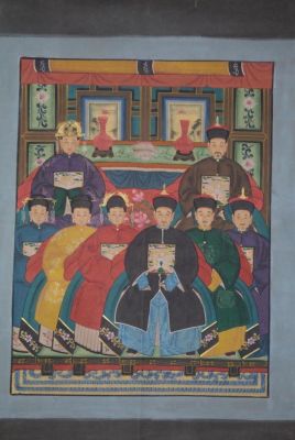 Famille de dignitaires Chine 8 personnes Dynastie Qing Famille de dignitaires Chine 8 personnes Dynastie Qing