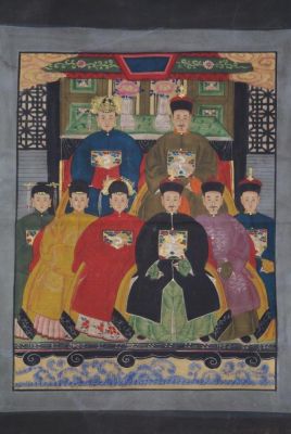 Famille de dignitaires Chine 8 personnes Dynastie Qing Famille de dignitaires Chine 8 personnes Dynastie Qing