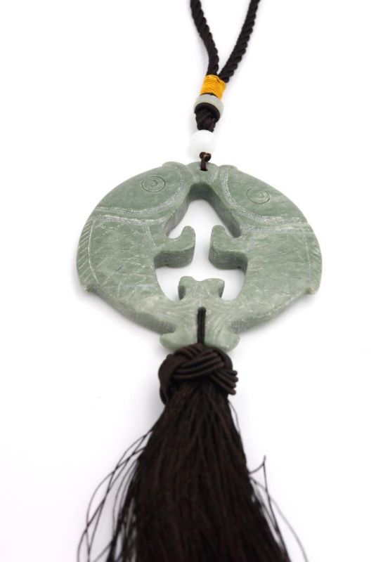 Feng Shui Chic Jade Tassel Brown Fisch 2