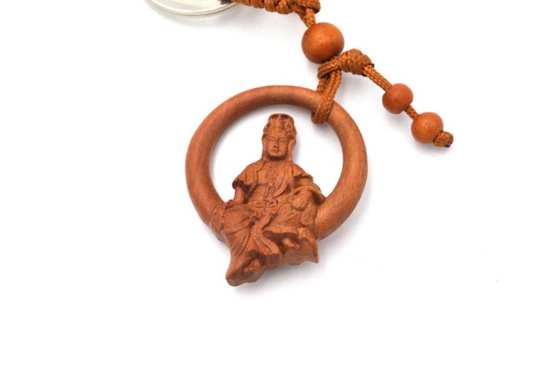 Feng Shui Keyring in wood - Goddess Guanyin 2