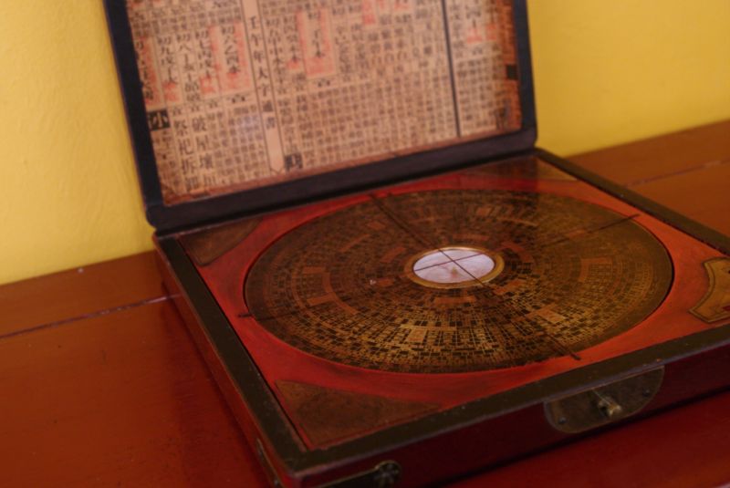 Feng Shui Kompass Rot Vögel 4