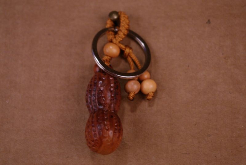 Feng Shui Schlüsselanhänger aus Holz 4