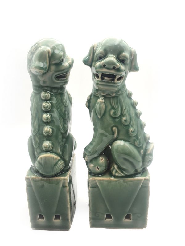 Fu Dog pair in porcelain Celadon green 3