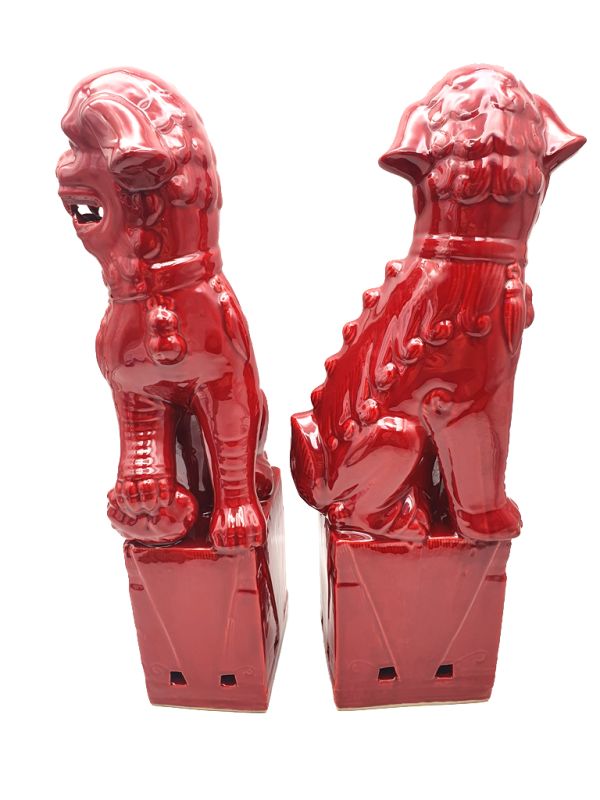 Fu Dog pair in porcelain Red China 3