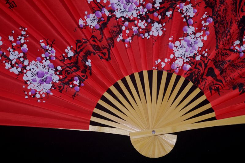 Giant Wooden Fans - The cherry tree - Red 3