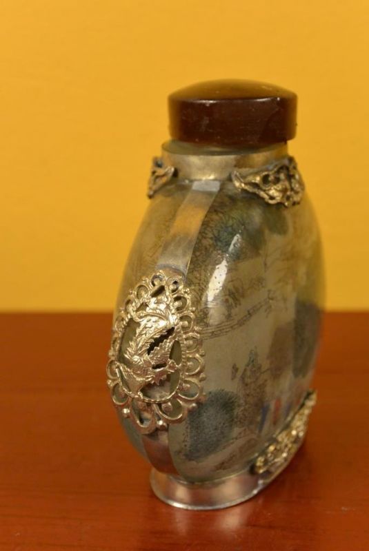 Glas Schnupftabakflasche kleines Dorf 3